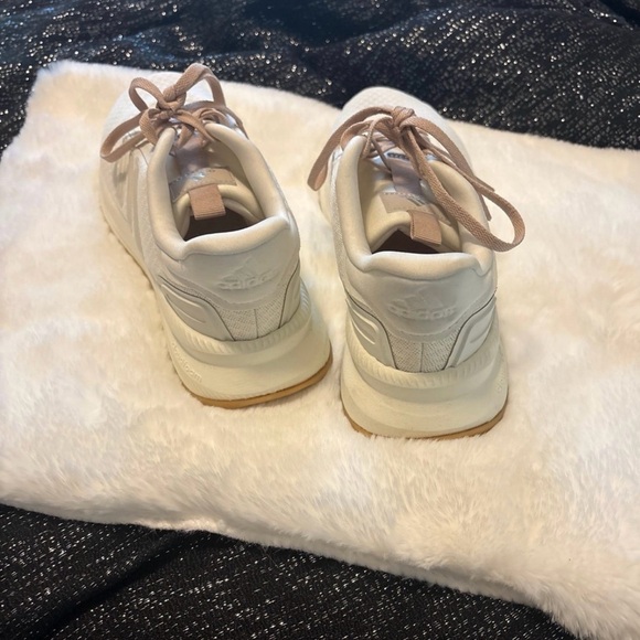 Women's Cream Sneakers - Picture 2 of 5